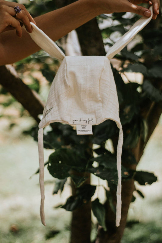 Organic cotton bunny ear bonnet: 6-12