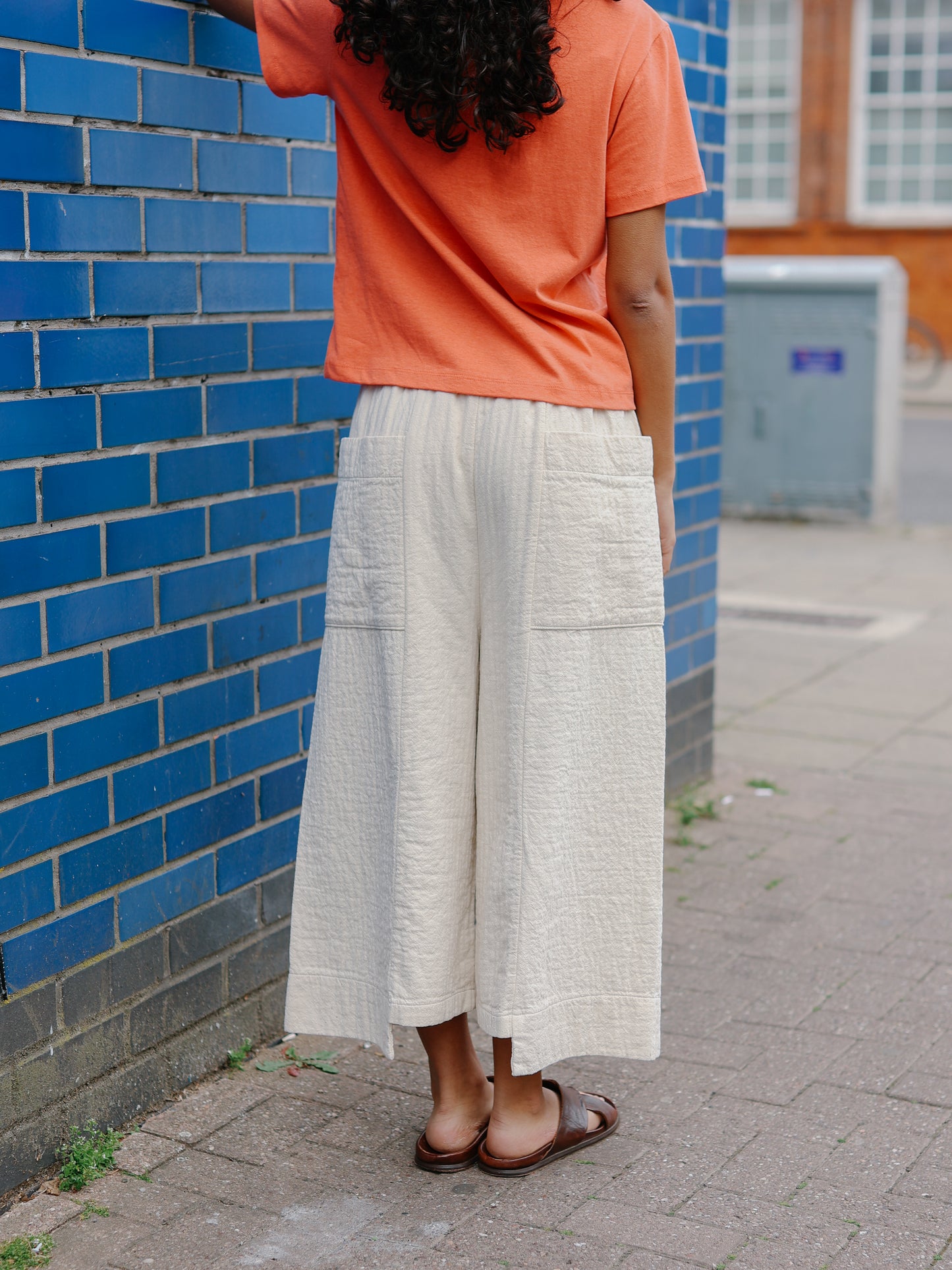 Textured cotton wide trousers light weight -IVORY-