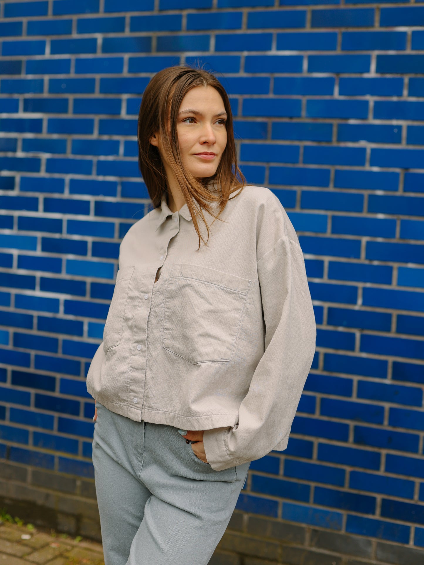 Front Two SQ pockets shirts -Beige-