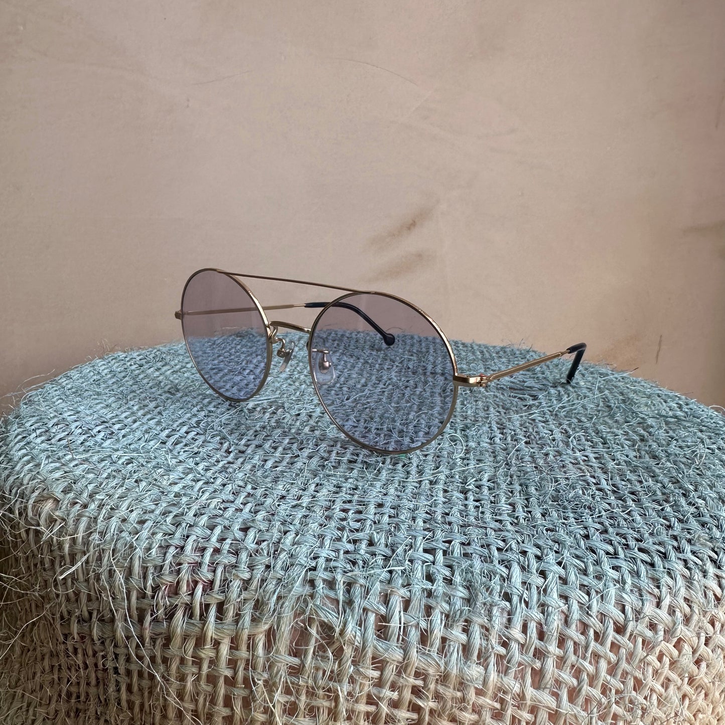 Bates Avenue 2 VERYNERD Sunglass Mat Gold Titanium frame x light blue lens UV400