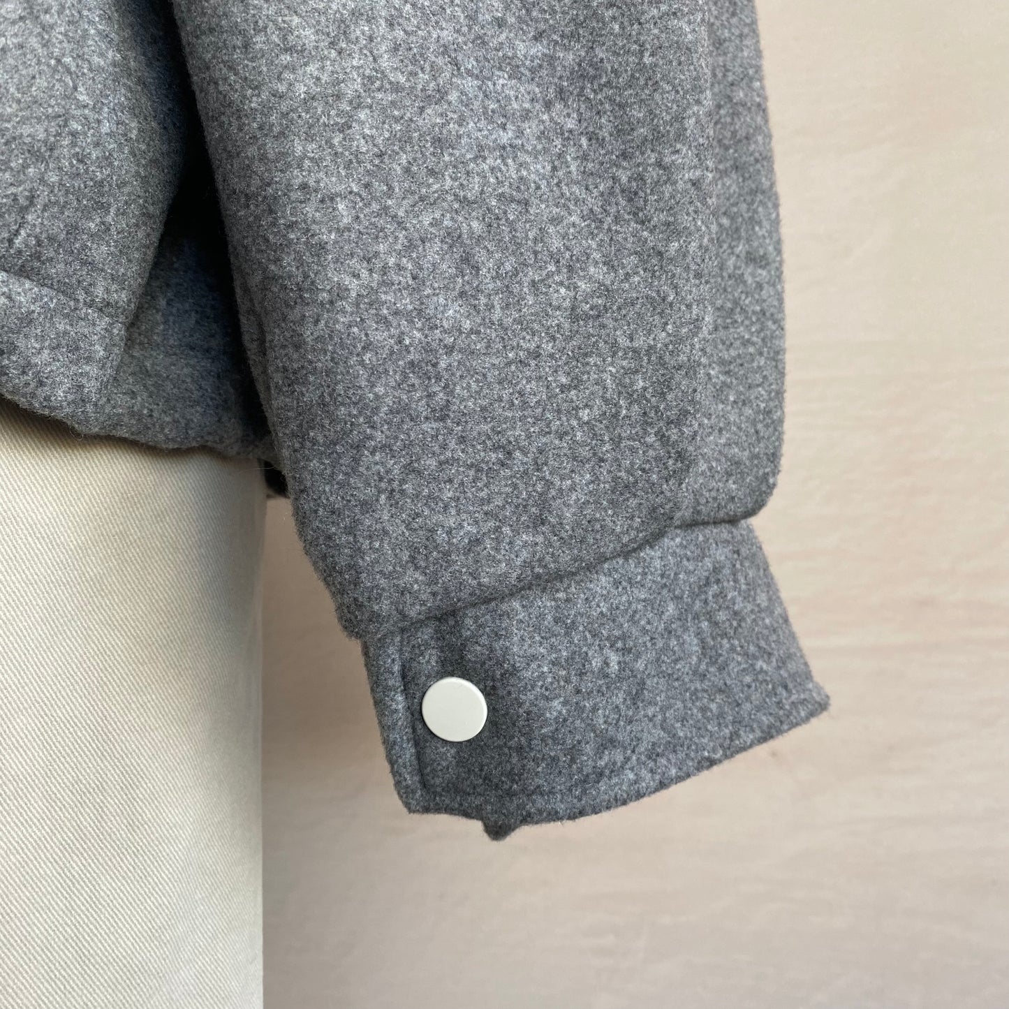 White Corduroy Collar Zip Up JK -Navy-