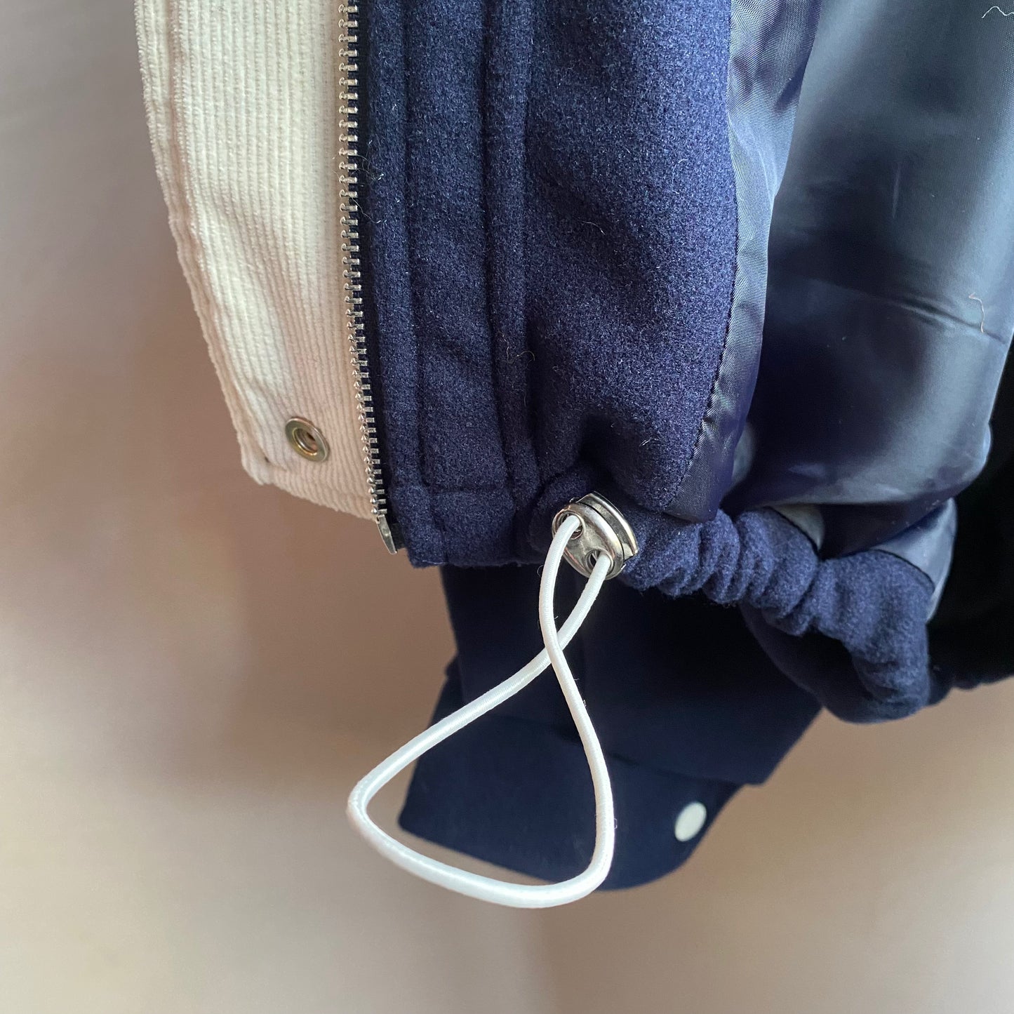 White Corduroy Collar Zip Up JK -Navy-