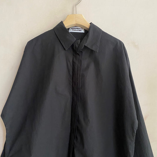 Zip front long shirts -Black-