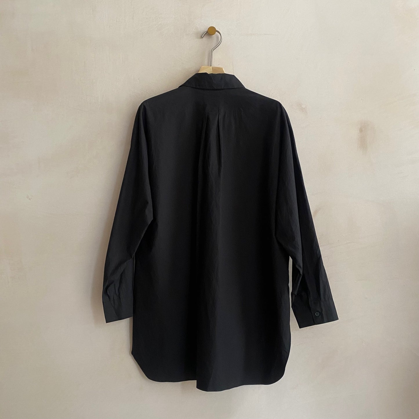 Zip front long shirts -Black-