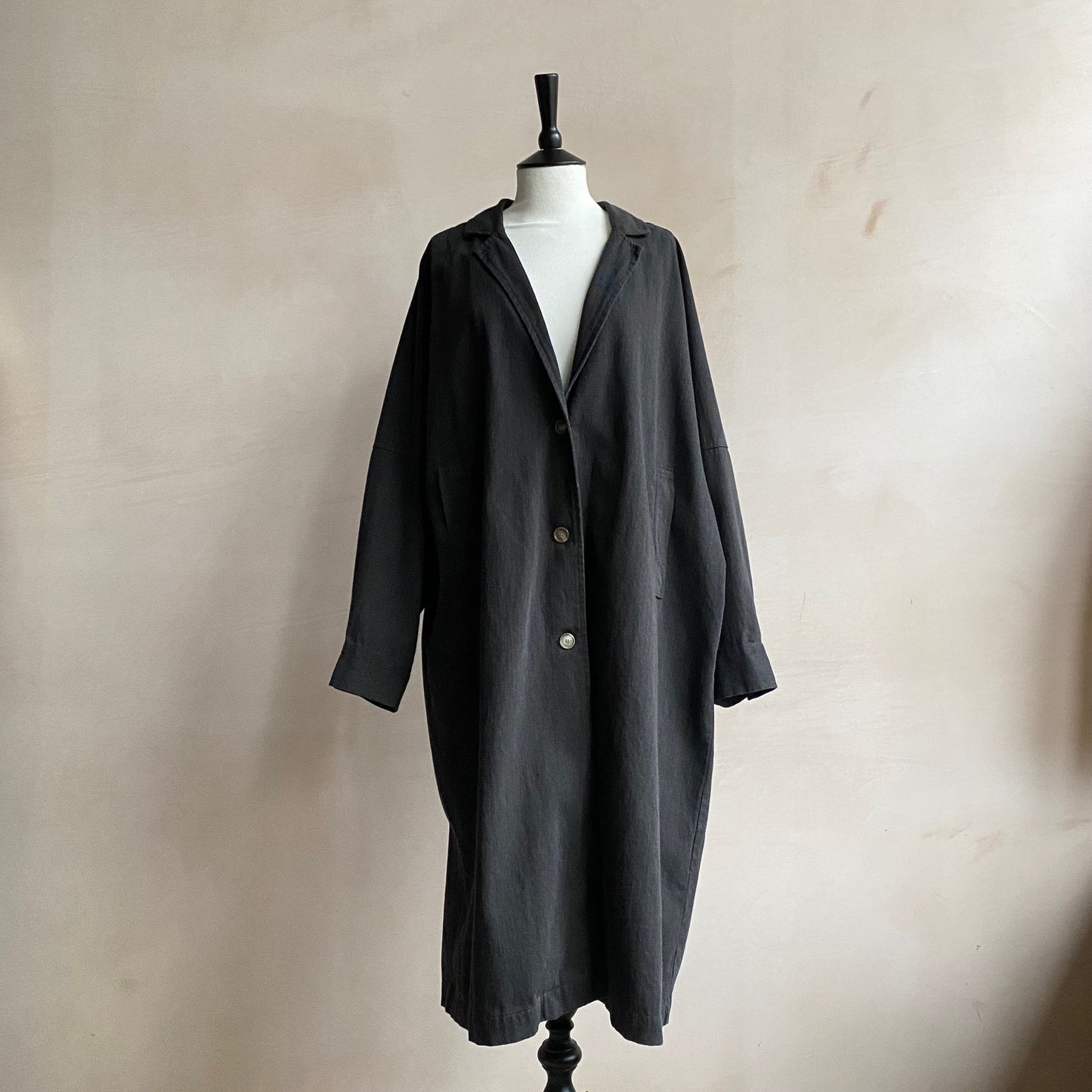 Balloon Sleeve Long Coat -Black-
