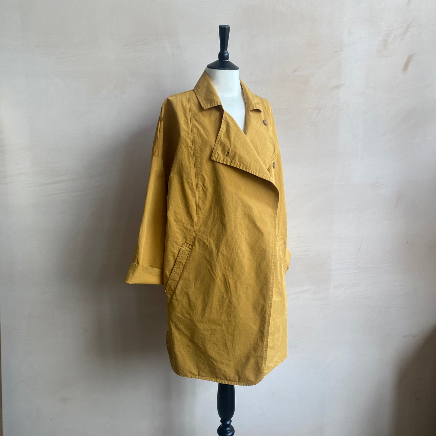 Double breasted folded sleeve cotton Jacket -Yellow-