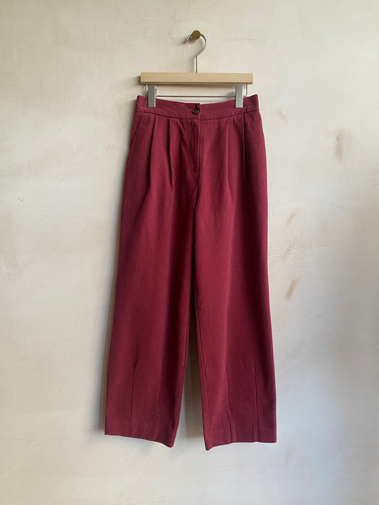 Pleated leg trousers -Burgundy-