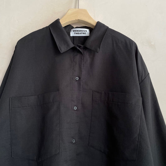 Front Two SQ pockets shirts -Black-