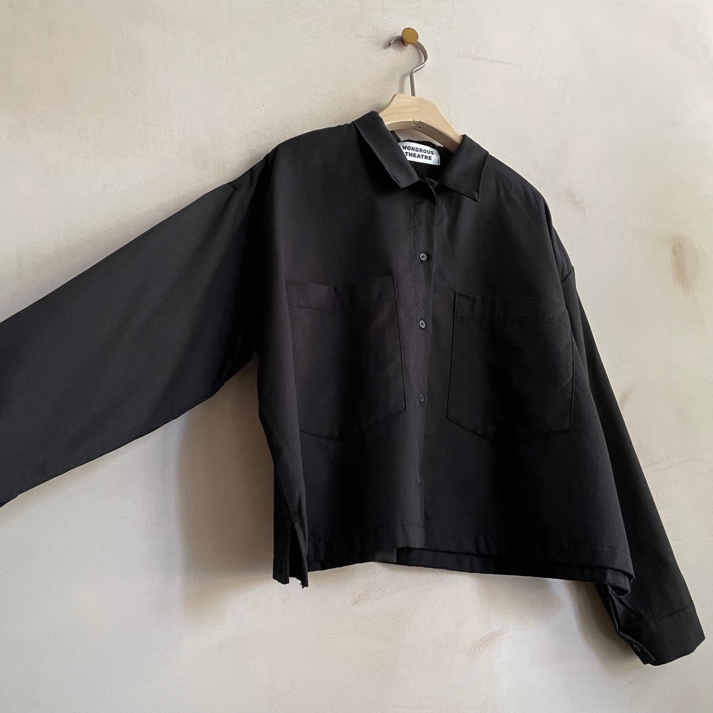 Front Two SQ pockets shirts -Black-