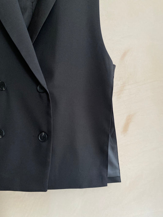 Side open button Vest -Black-