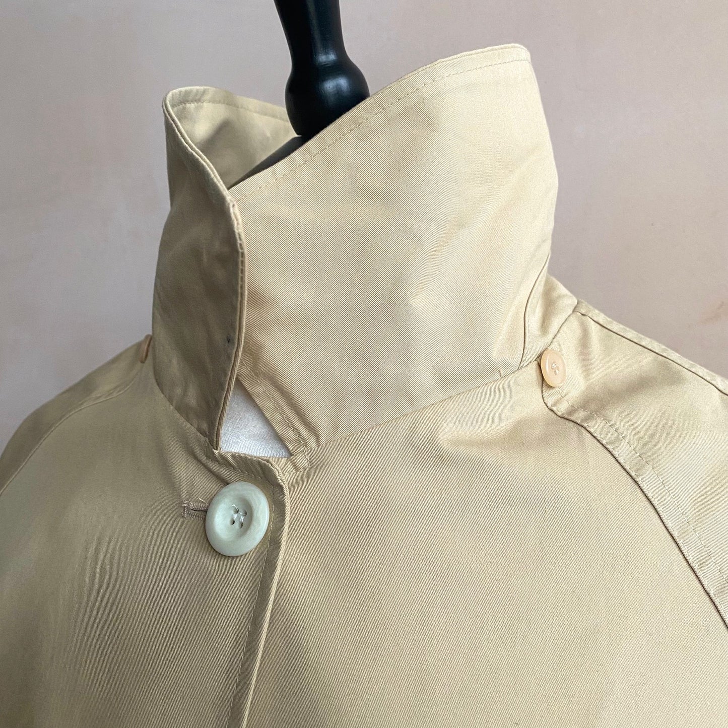 Cotton mid Botton up coat with white lining -Beige-