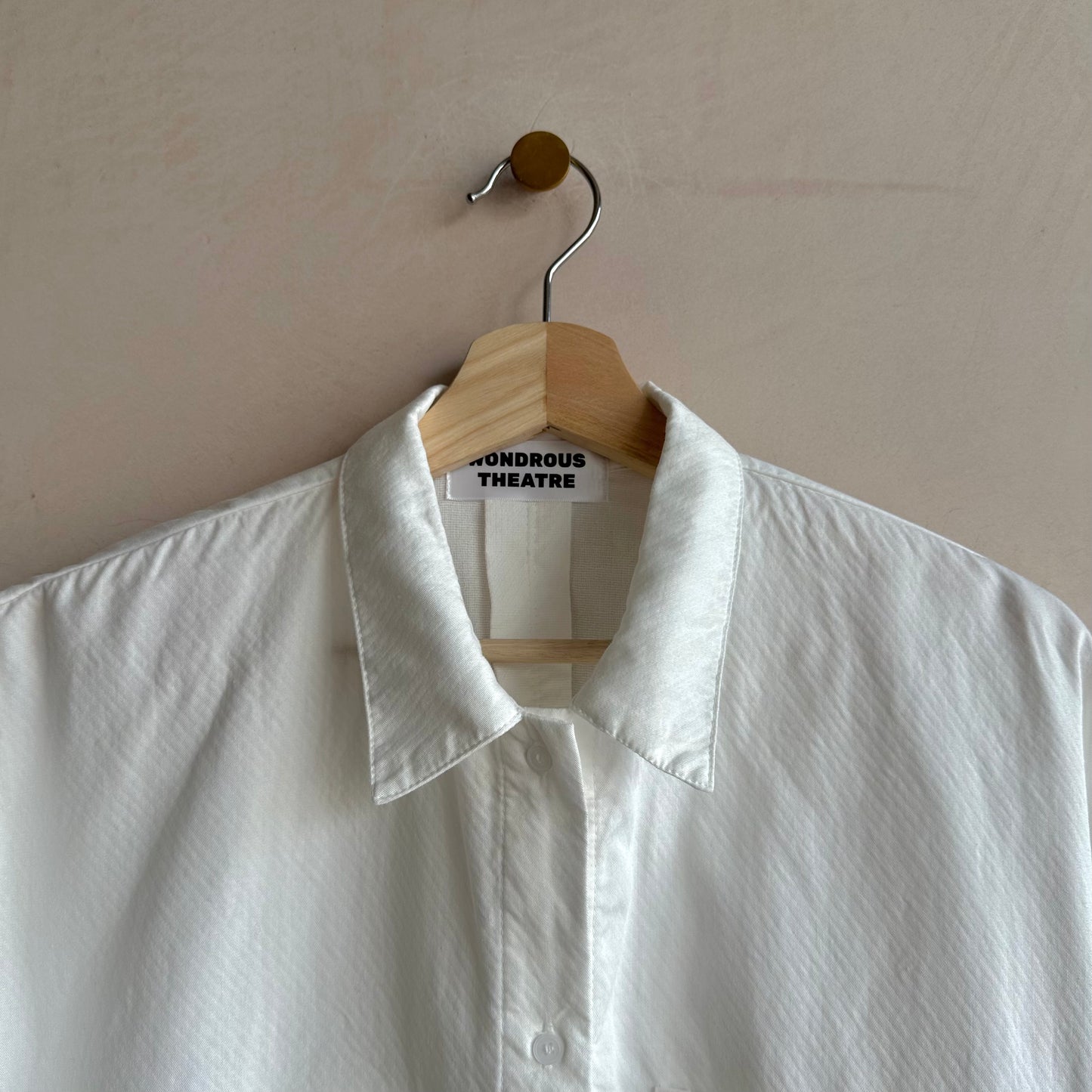 Front Two SQ pockets shirts -White-