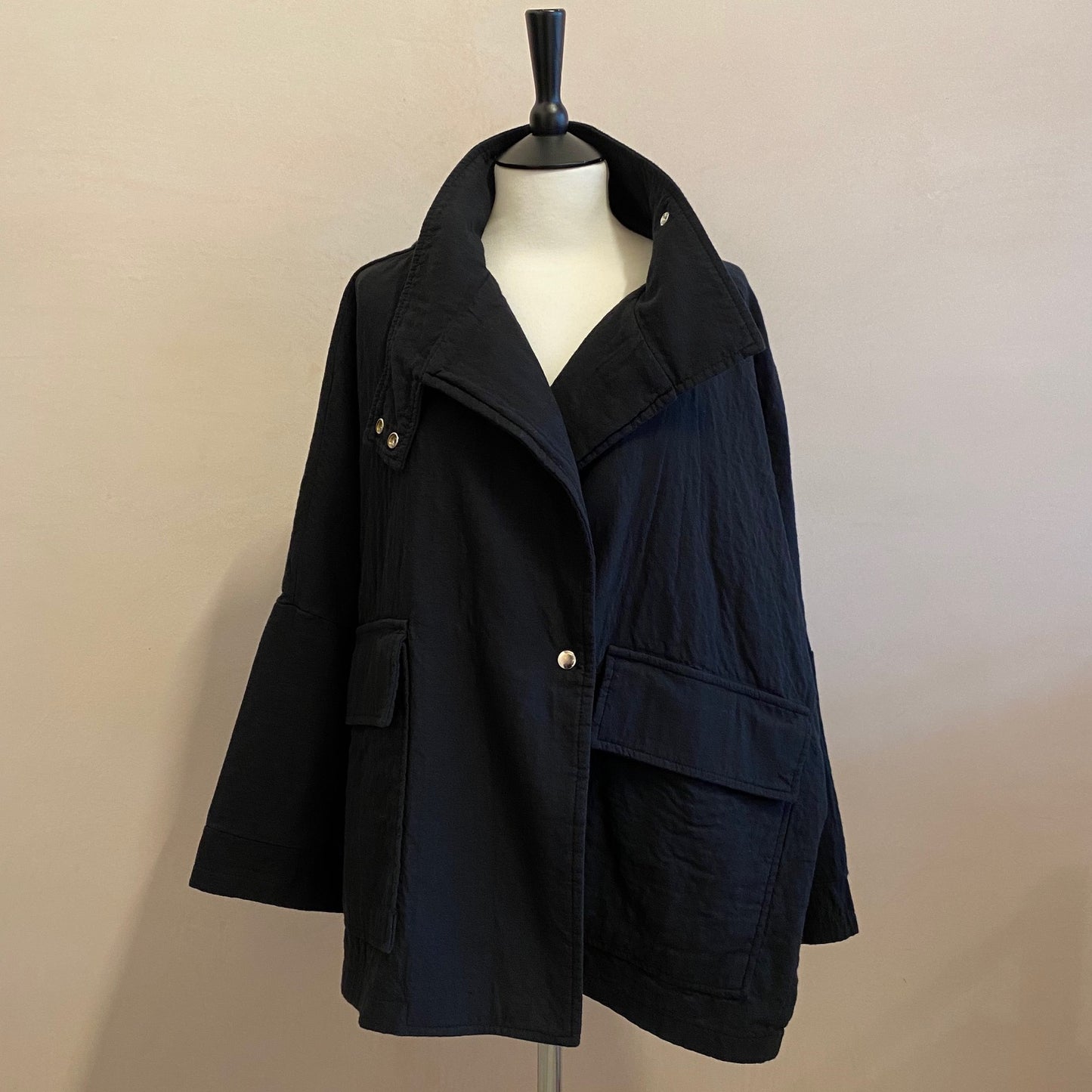 High neck kimono textured cotton Jackets -Black-