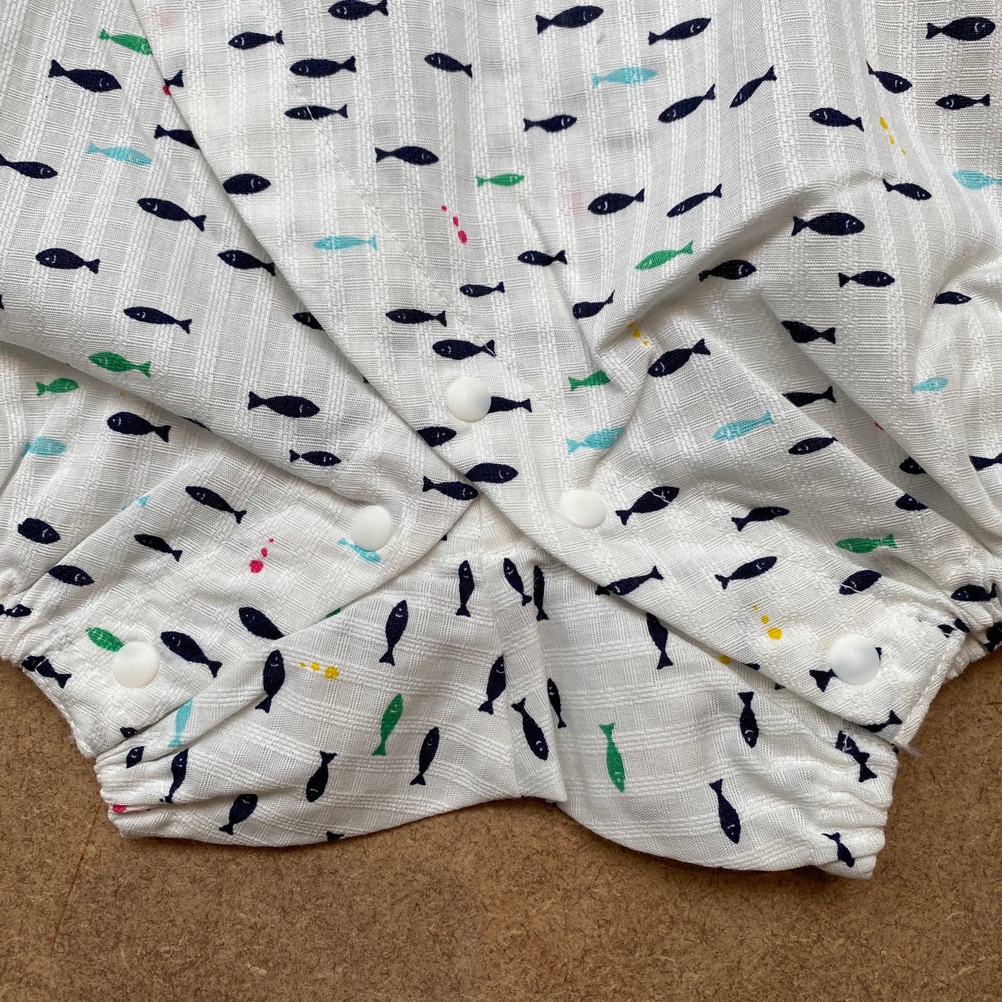 Kimono style baby wraparound bodysuit -fish white-