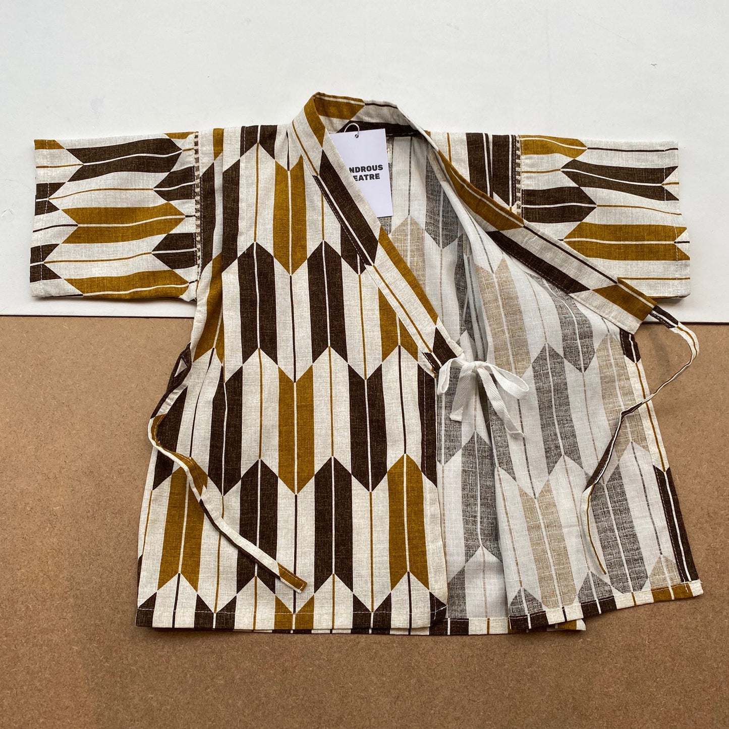 Japanese Jinbei Top and Shorts Set -Bow pattern Brown-