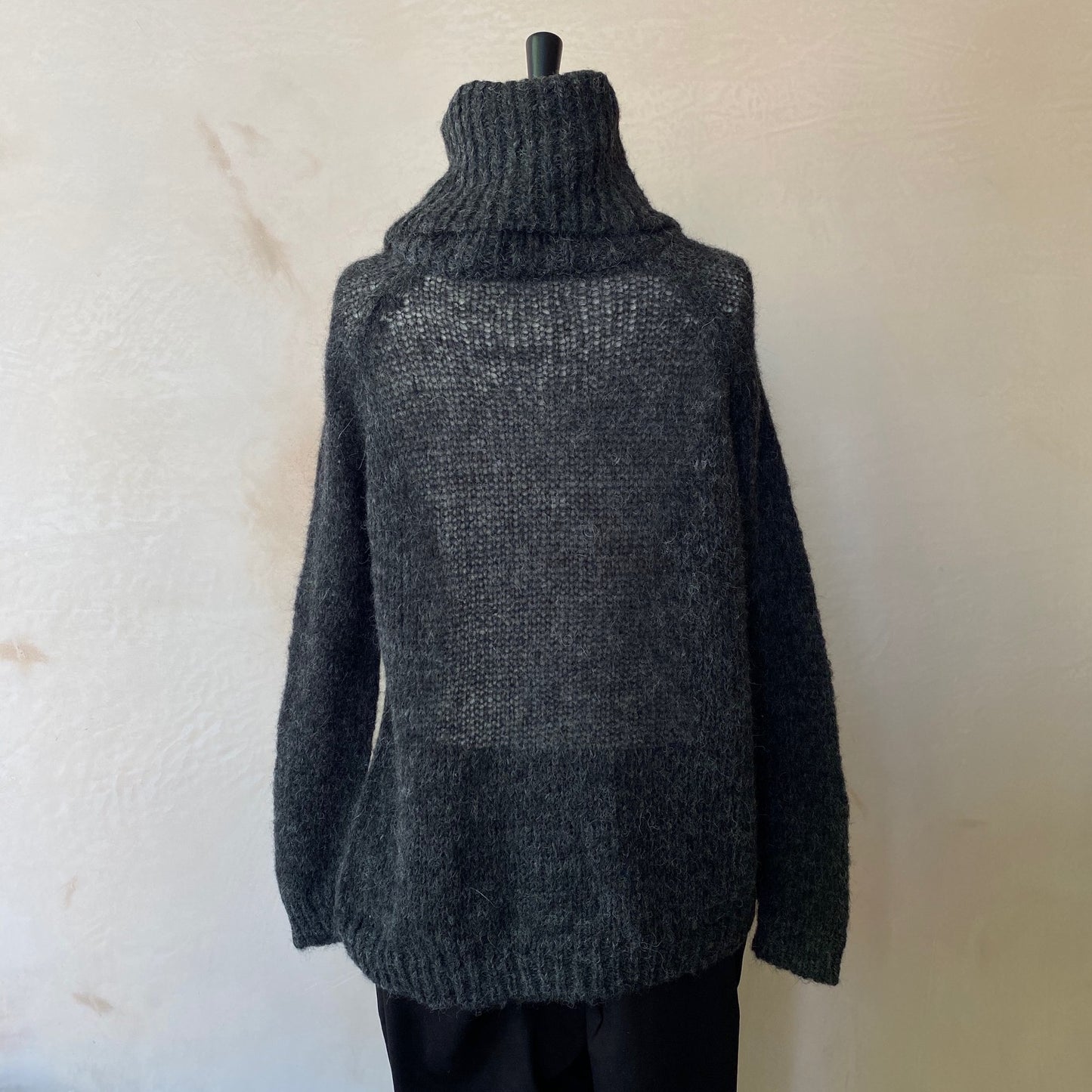 Emine Loom Roll Neck Raglan Sweater -Anthracite Grey-