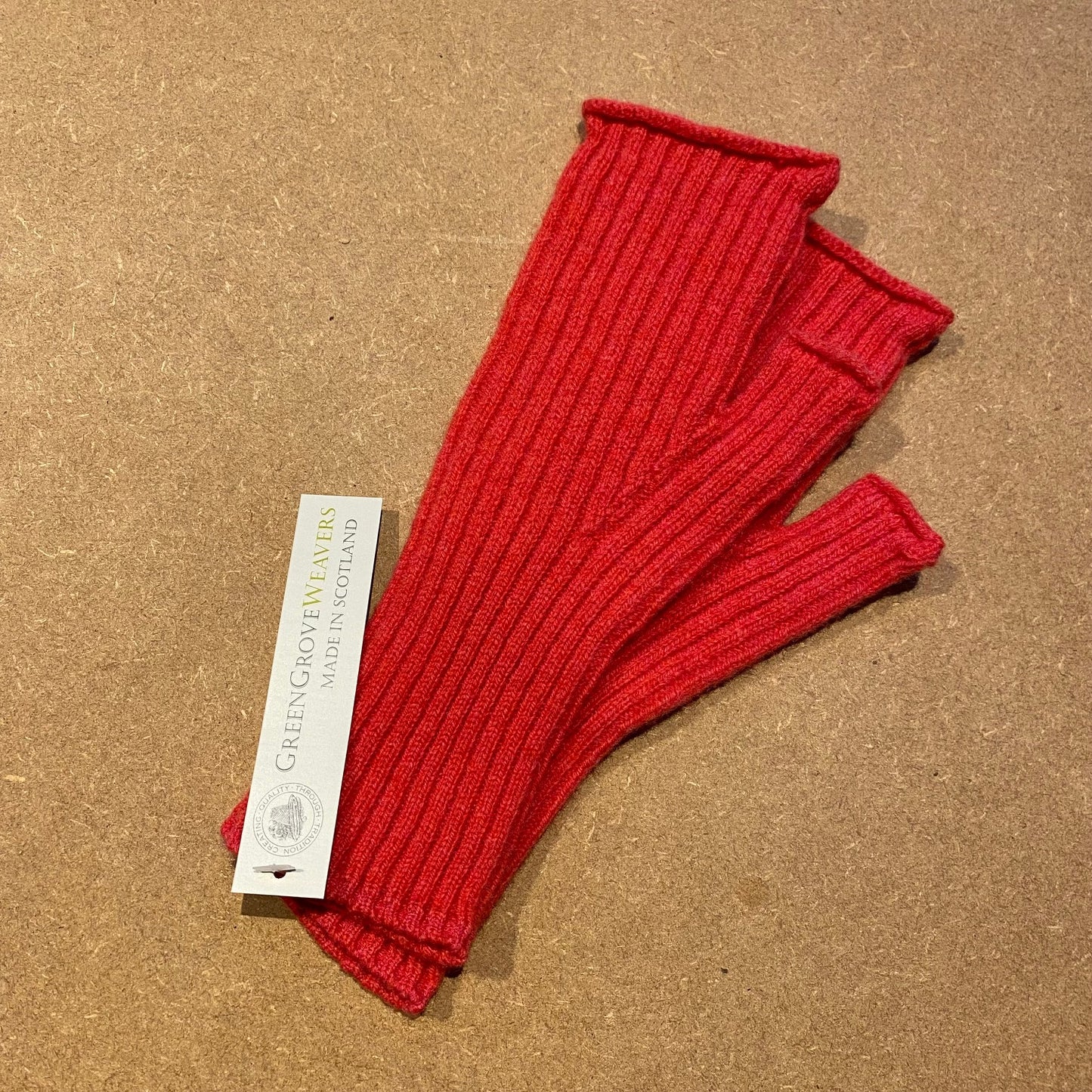 Green Grove Weavers Brodie Mittens -strawberry-