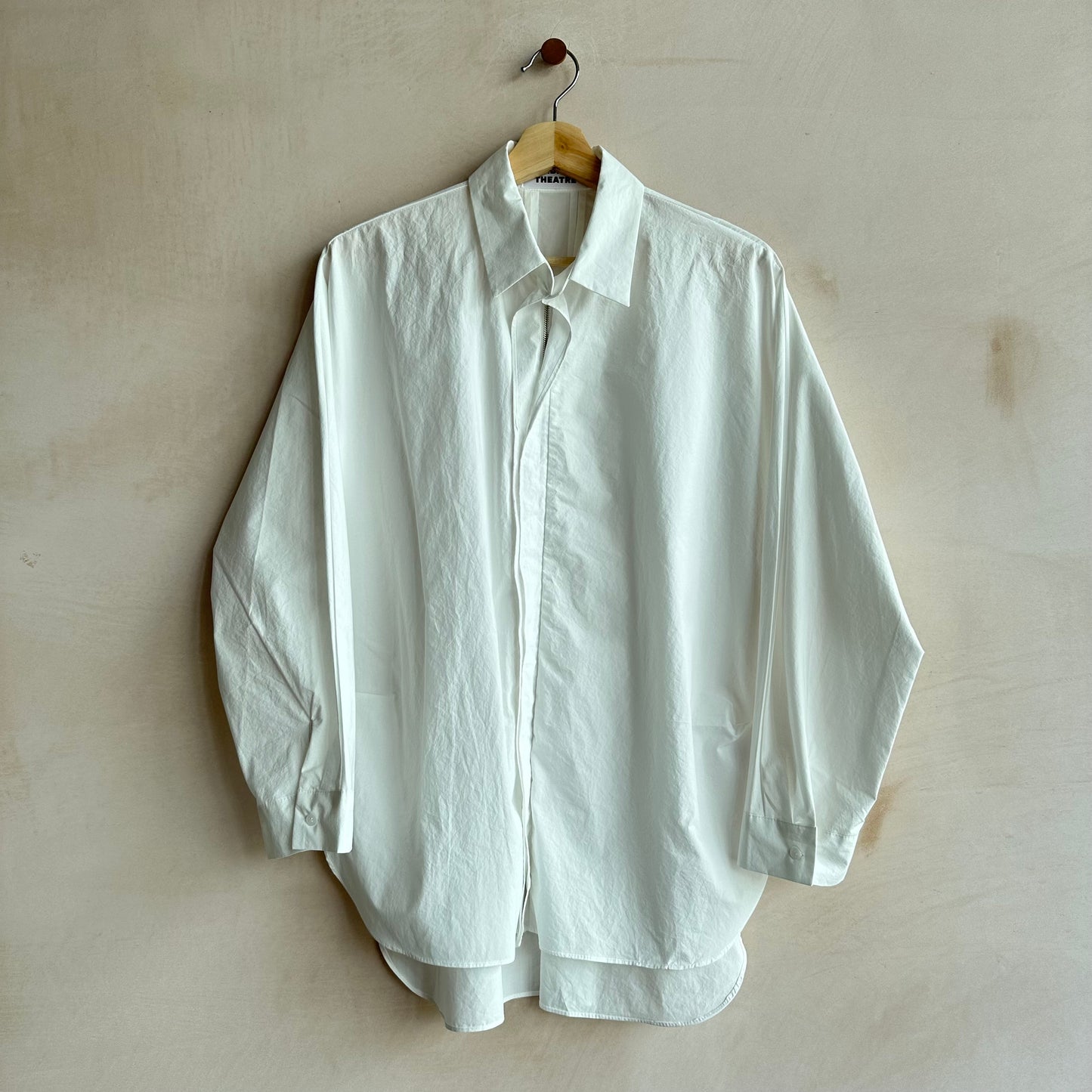 Zip front long shirts -White-