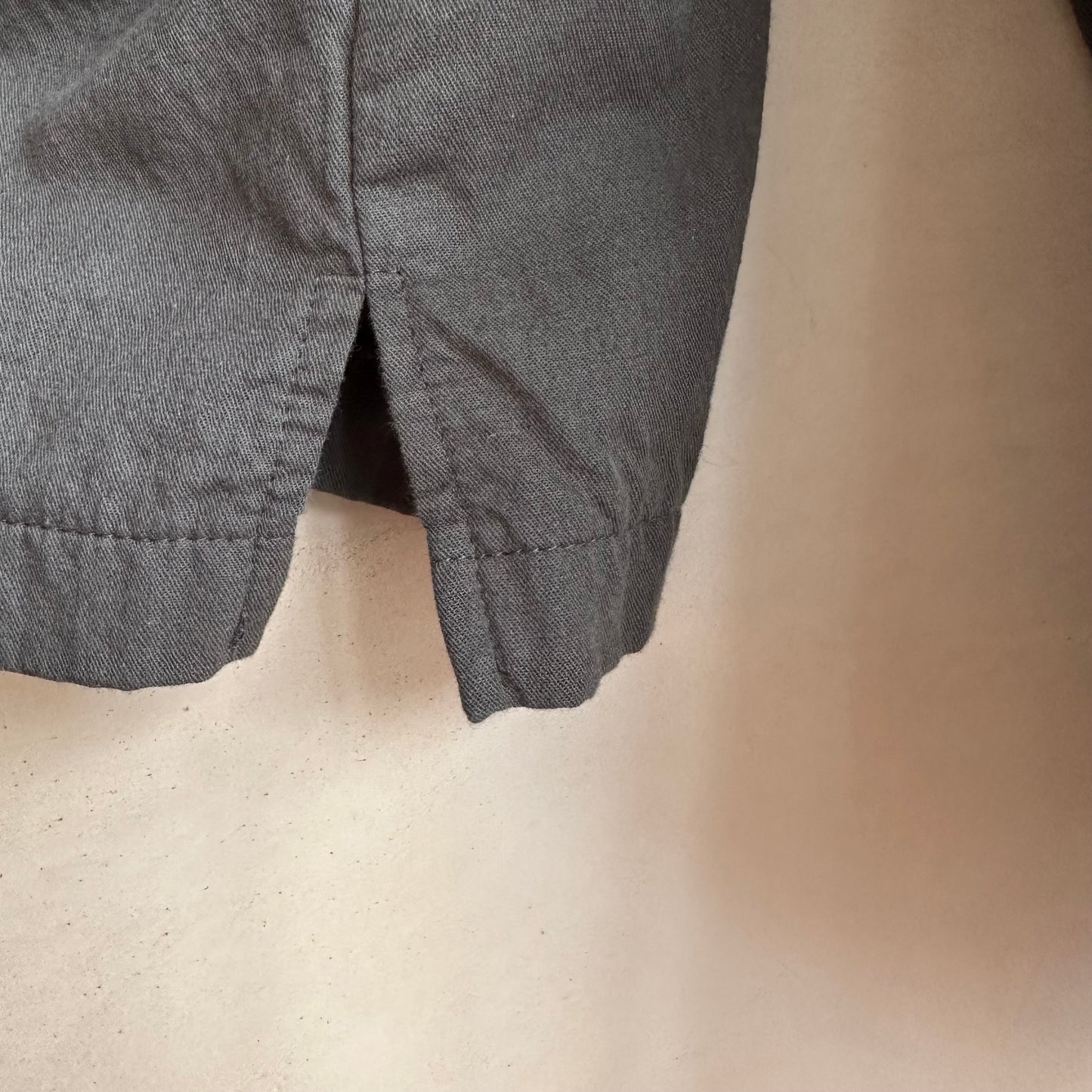 Front Two SQ pockets shirts -Charcoal-