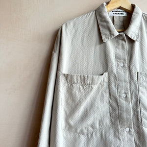Front Two SQ pockets shirts -Beige-