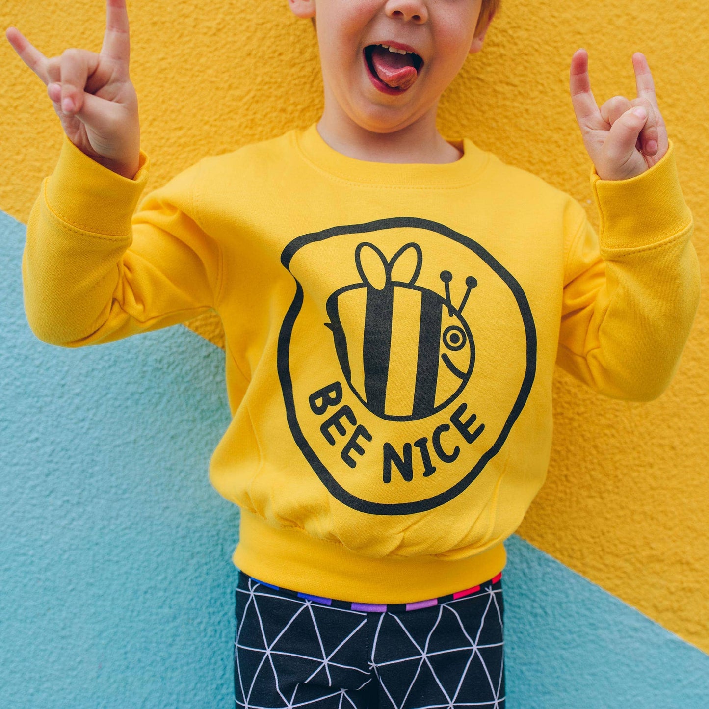 Bee Nice Kids Sweatshirt: Age 7-8