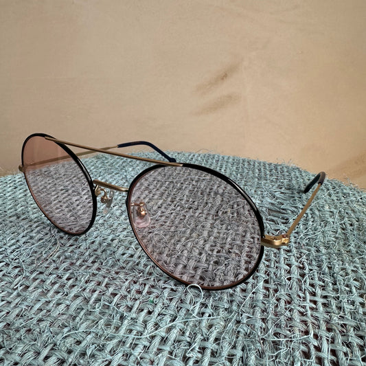 Effie st VERYNERD Sunglass Black titanium frame x pink lens UV400