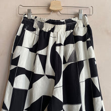 Geometrical Trousers - Black -