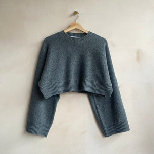 Wide sleeve cropped jumper -Charcoal