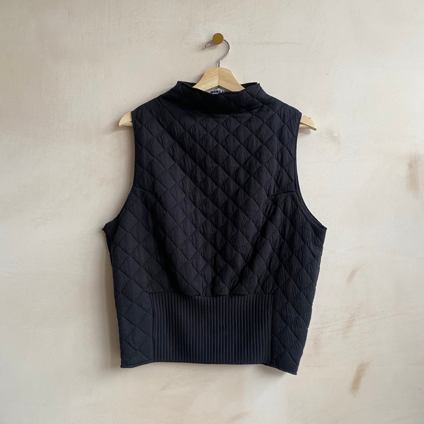 Quilting high neck vest