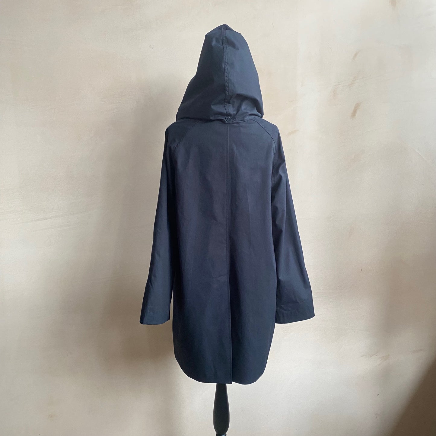Cotton mid Botton up coat with white lining -Navy-