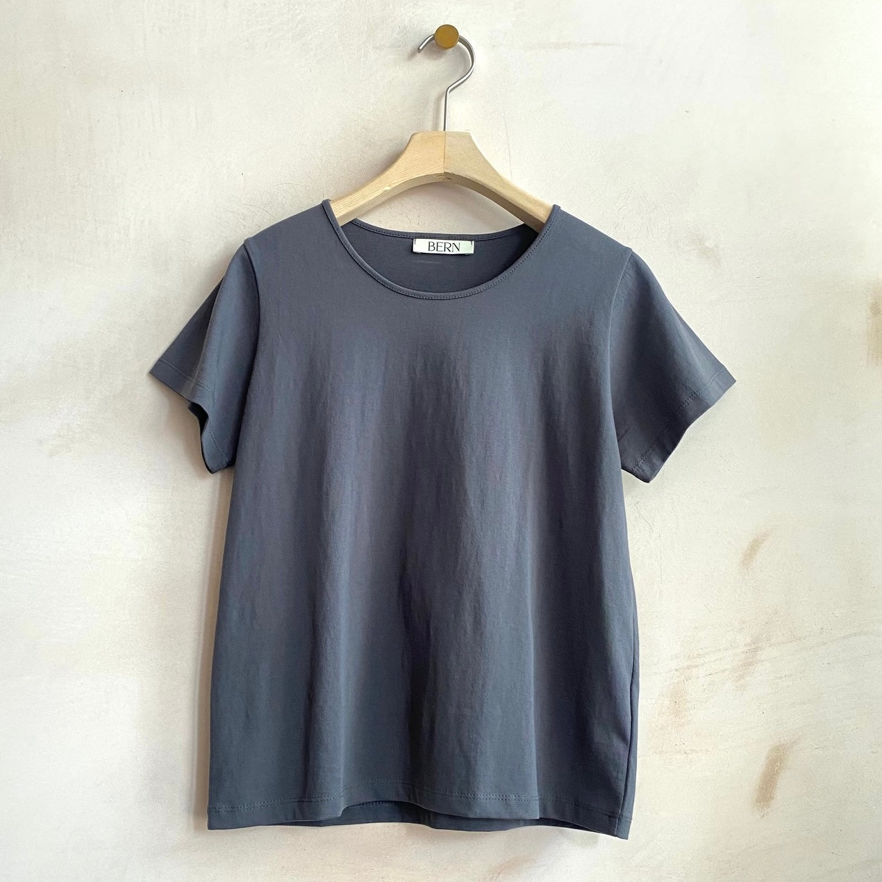 T-shirts -Charcole- by Bern