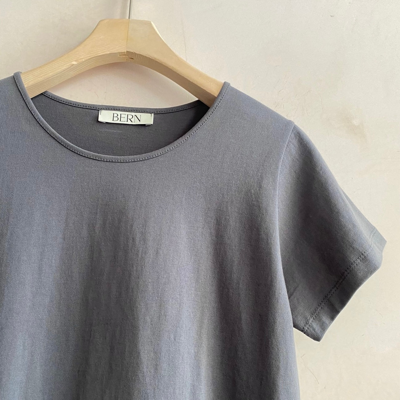 T-shirts -Charcole- by Bern