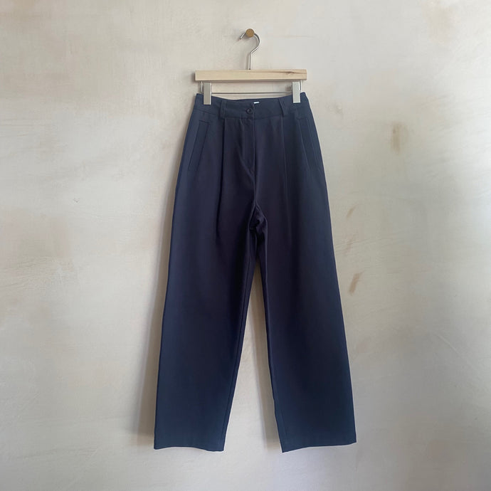 HEAVY COTTON TROUSERS -Navy- by Nomad