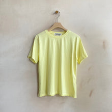 Simple cropped T -Yellow-