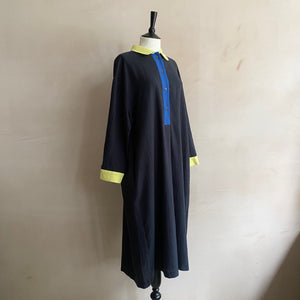 Block colour Linen L/S dress -Black-