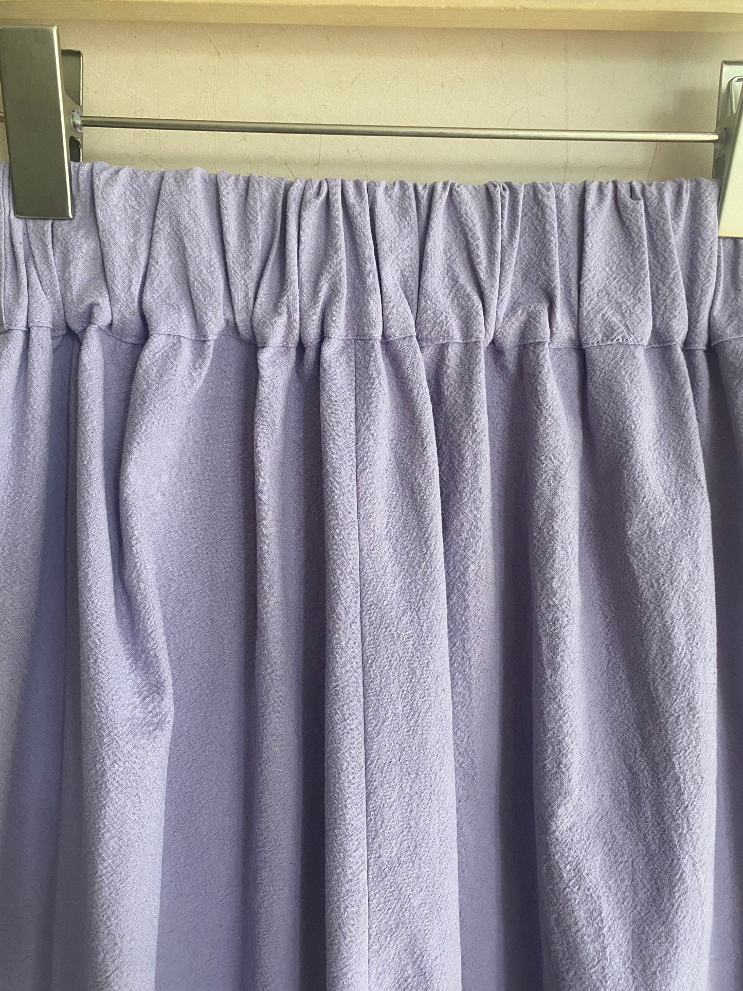 Washed Cotton Barrel Leg Trousers in Lilac