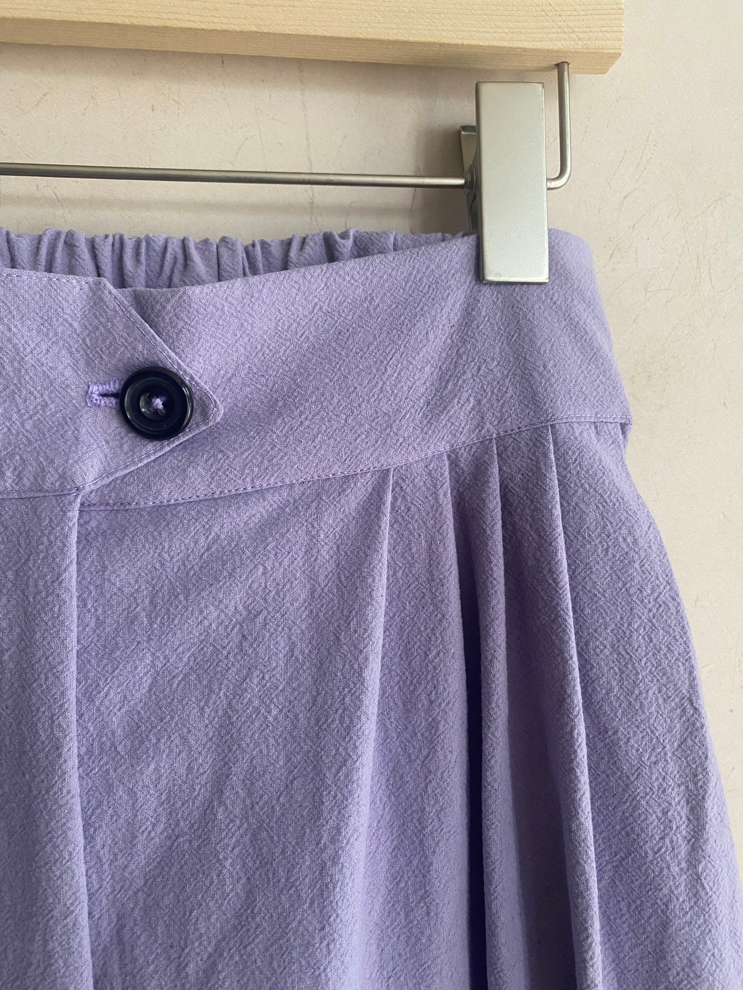 Washed Cotton Barrel Leg Trousers in Lilac