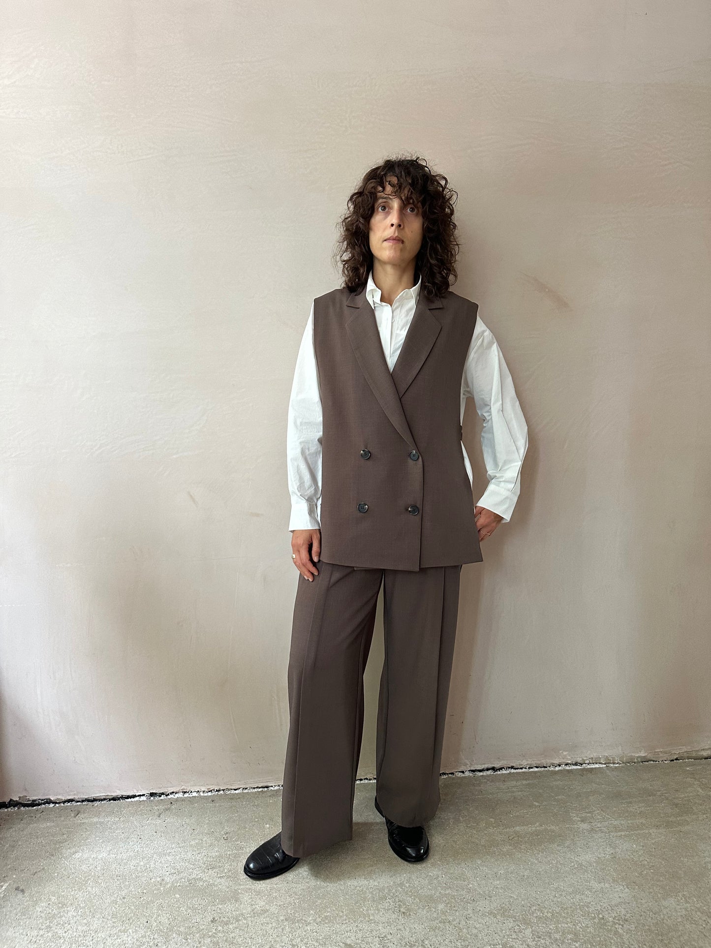 Side open button Vest -BROWN-