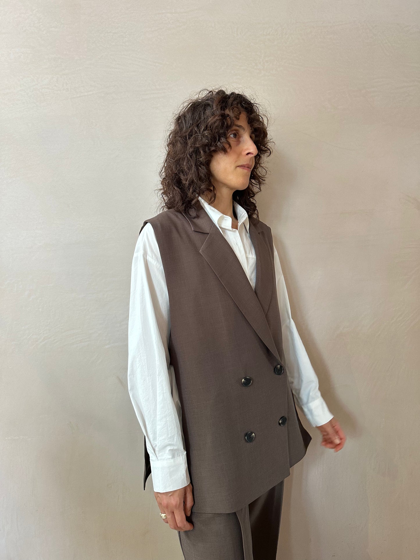 Side open button Vest -BROWN-
