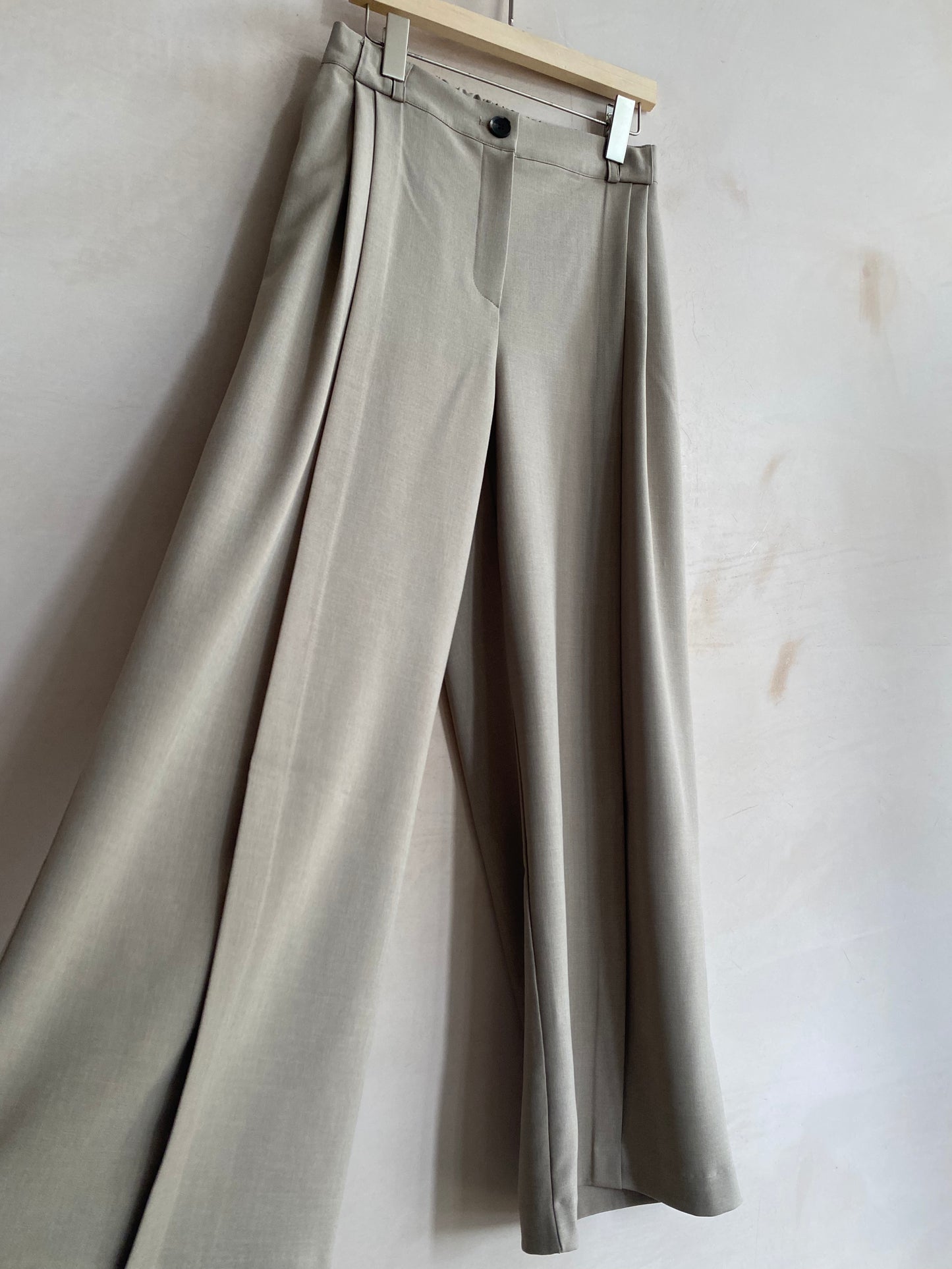 Side pleated Trousers
