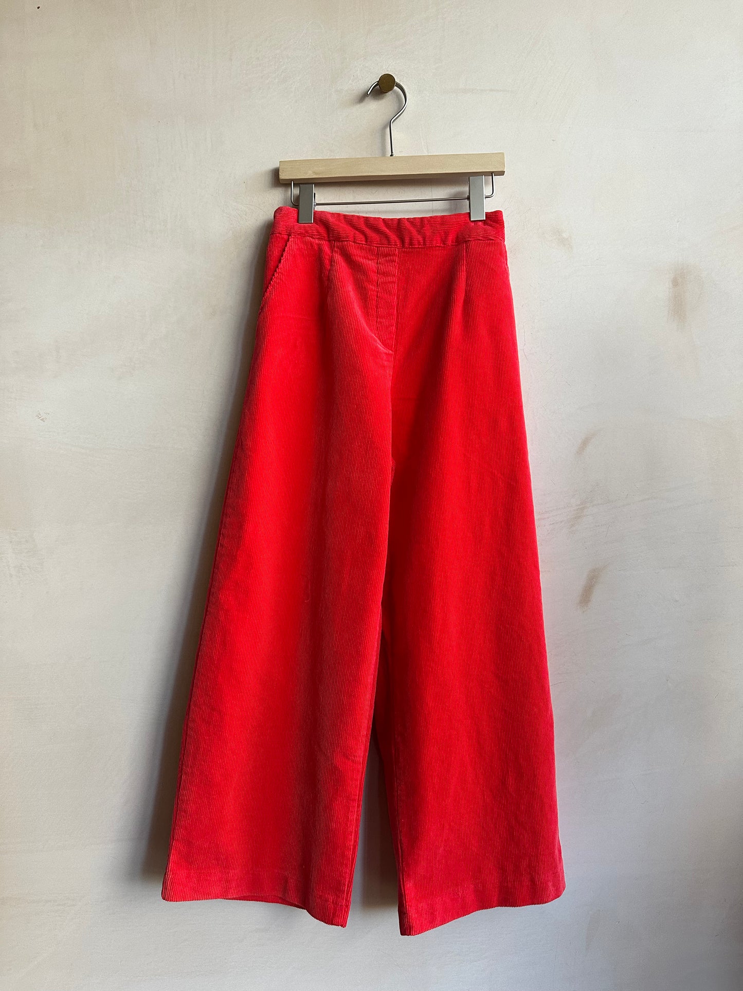 Stright corduroy Trousers -Red-