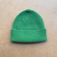 Beanie hat -meadow- By green grove wevers