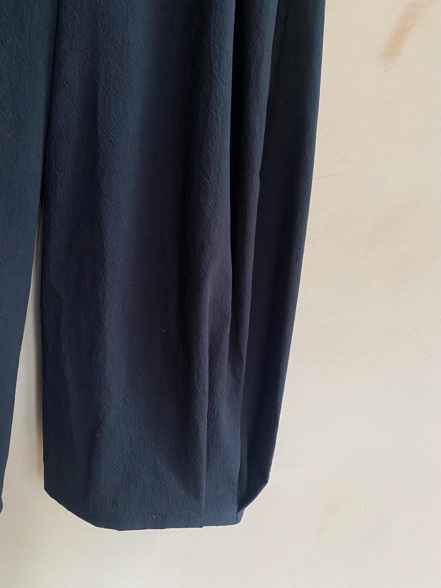 Washed Cotton Barrel Leg Trousers in Black