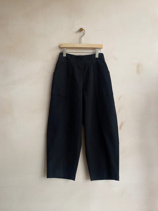 COTTON STRETCH SQ POCKET W RED STETCH -Black-