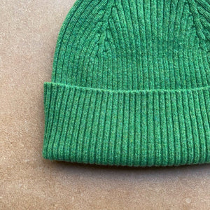 Beanie hat -meadow- By green grove wevers