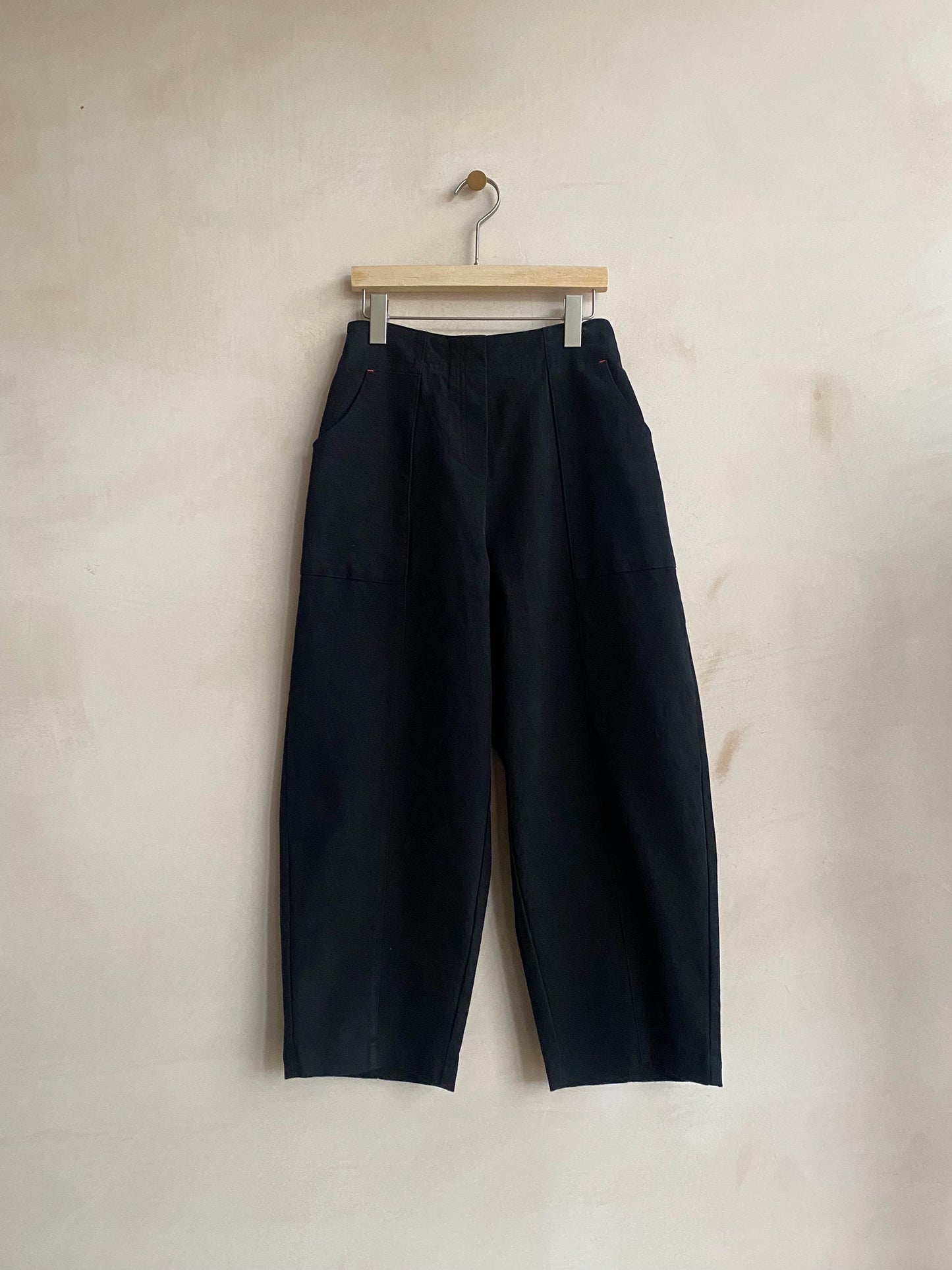 COTTON STRETCH SQ POCKET W RED STETCH -Black-