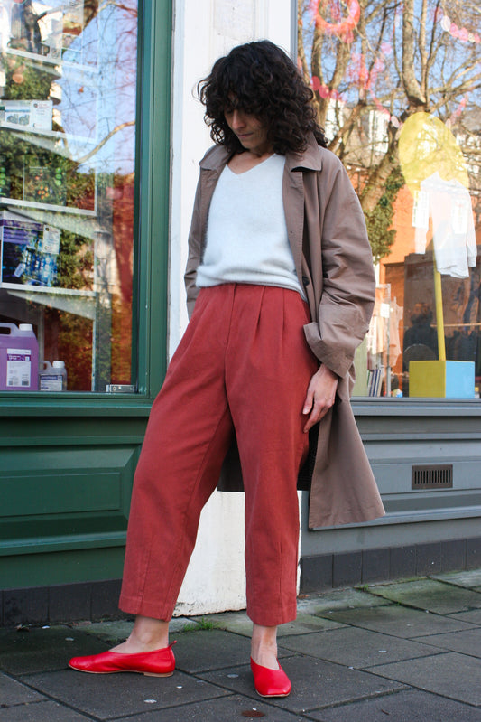 Pleated leg trousers -TERACOTTA-