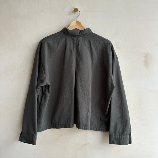 Front Two SQ pockets shirts -Charcoal-