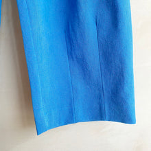 Pleated leg trousers -Blue-