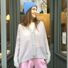 Mohair Cardigan  with wooden button -Beige-